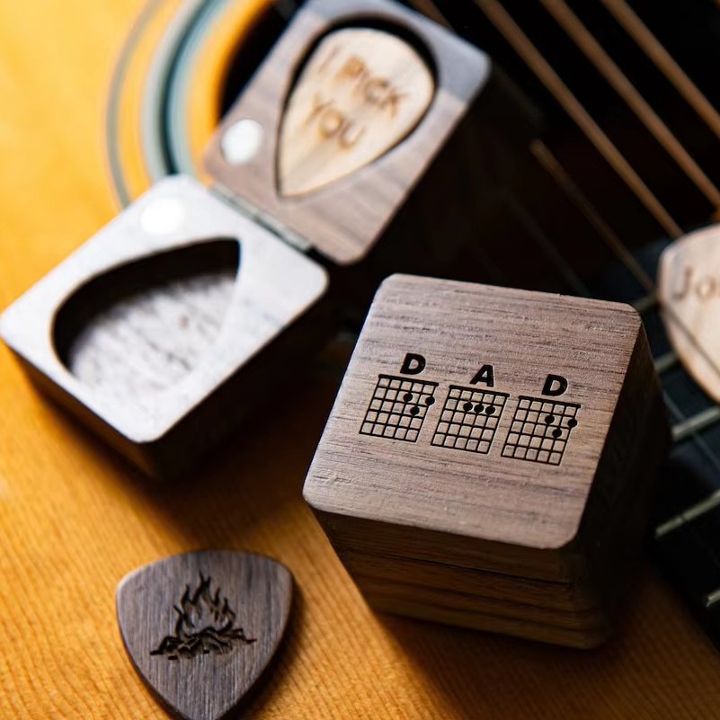 wholesale Wooden Guitar Picks Personalized Guitar Picks with Case Support OEM ODM Guitar picks box