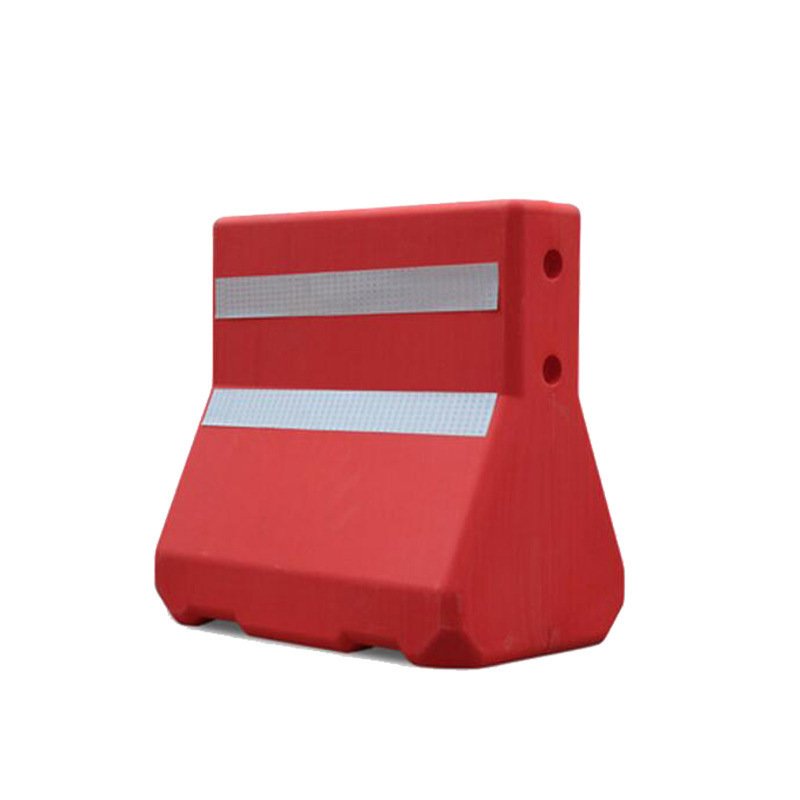 Roadway Movable Road traffic divide Roadblocks water filled plastic safety barrier Water Filled Barrier
