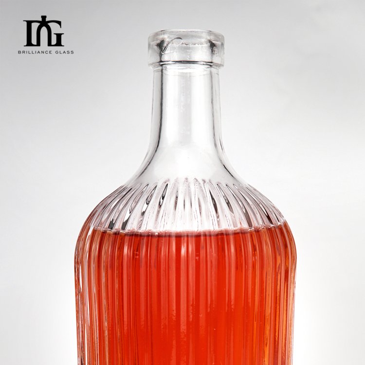 wholesale customized in Stock Free Samples 500ml 750ml Empty Glass Red Wine Bottle Recyclable Clear round Wine Bottles