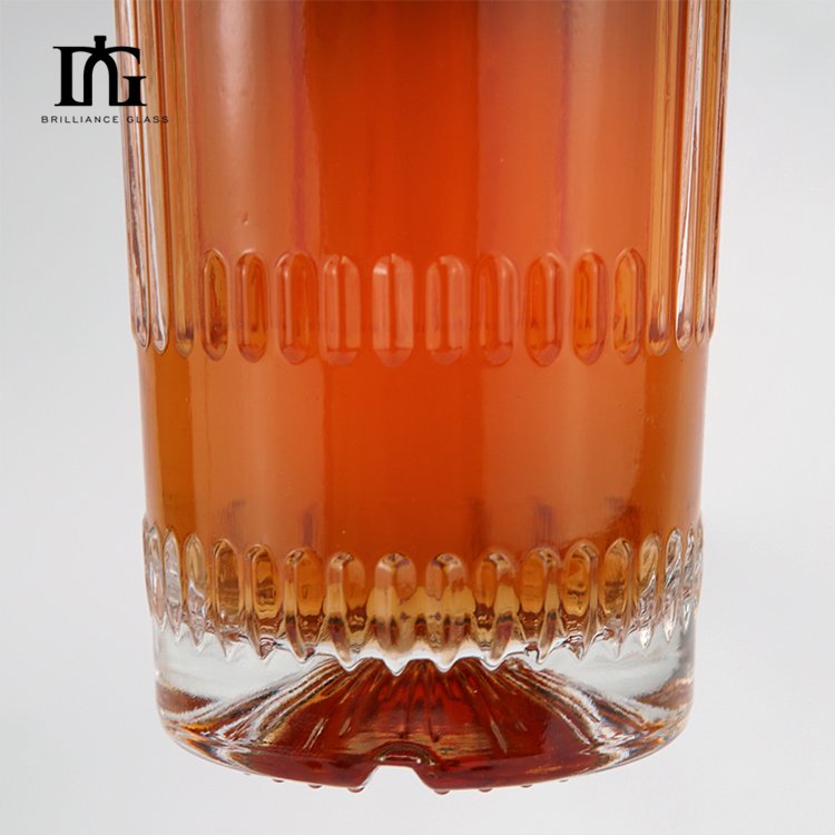 wholesale customized in Stock Free Samples 500ml 750ml Empty Glass Red Wine Bottle Recyclable Clear round Wine Bottles