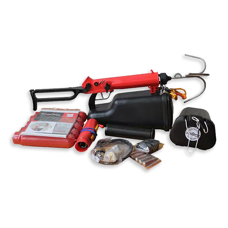 Portable life saving throwing device for water rescue and amphibious life saving thrower