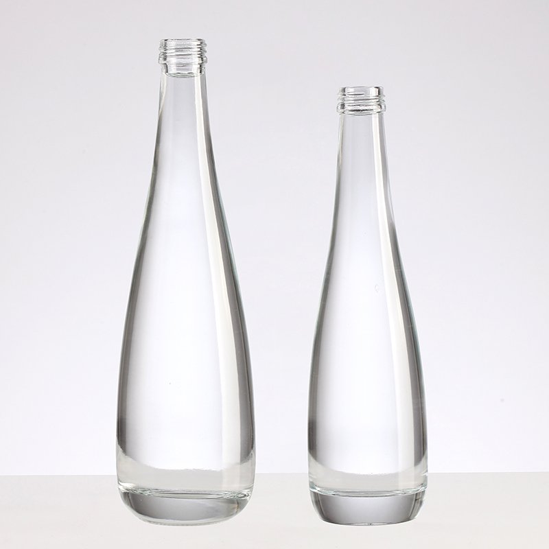 Wholesale 500ml 550ml water glass bottle frosted