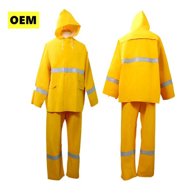 Pvc And Polyester Yellow Industrial Work 2 3 Piece Rain Suit Durable safety Pvc Polyester Pvc Rainsuit Heavy Duty