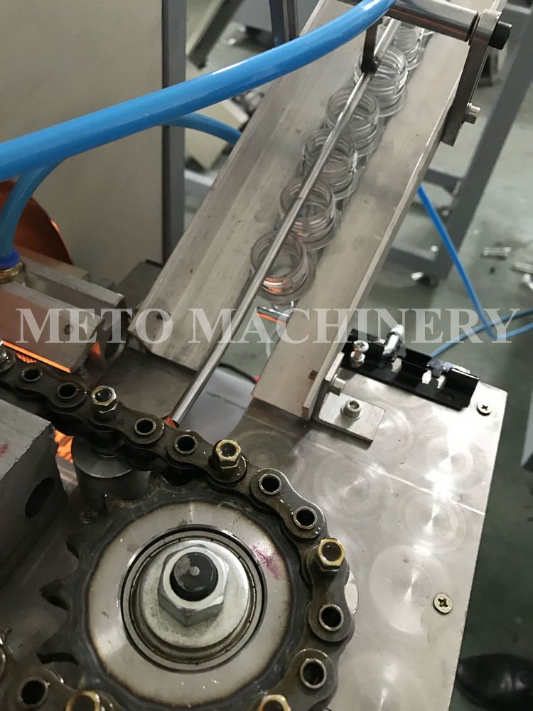 2 Cavities Semi Automatic Ex-factory Price Plastic 2L PET Water Bottle Blowing Machines With Auto Dropping Bottles