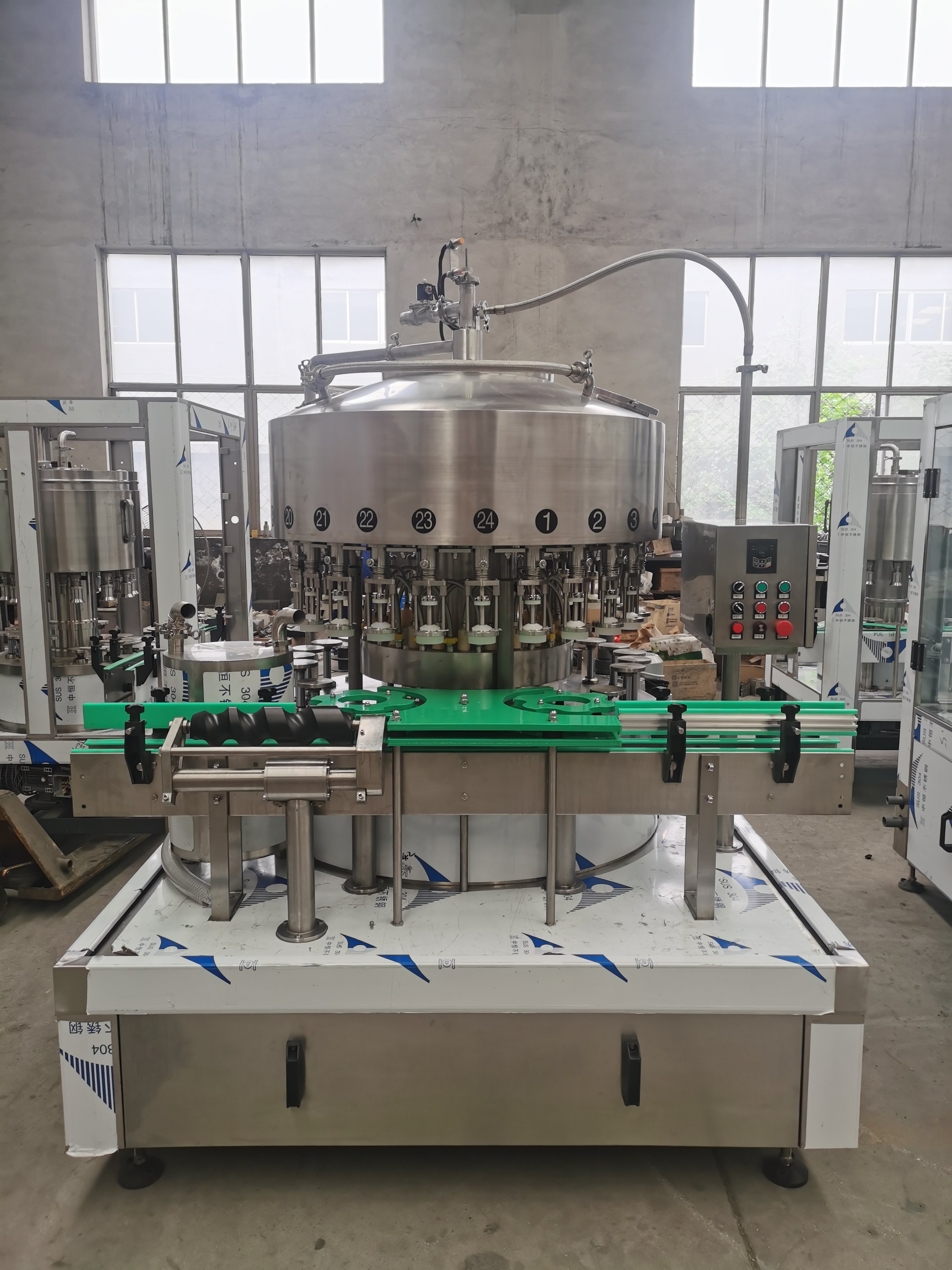 Factory Manufacture Various Alcohol Production Line Fully Automatic Red Wine Negative Pressure Liquid Filling Machine