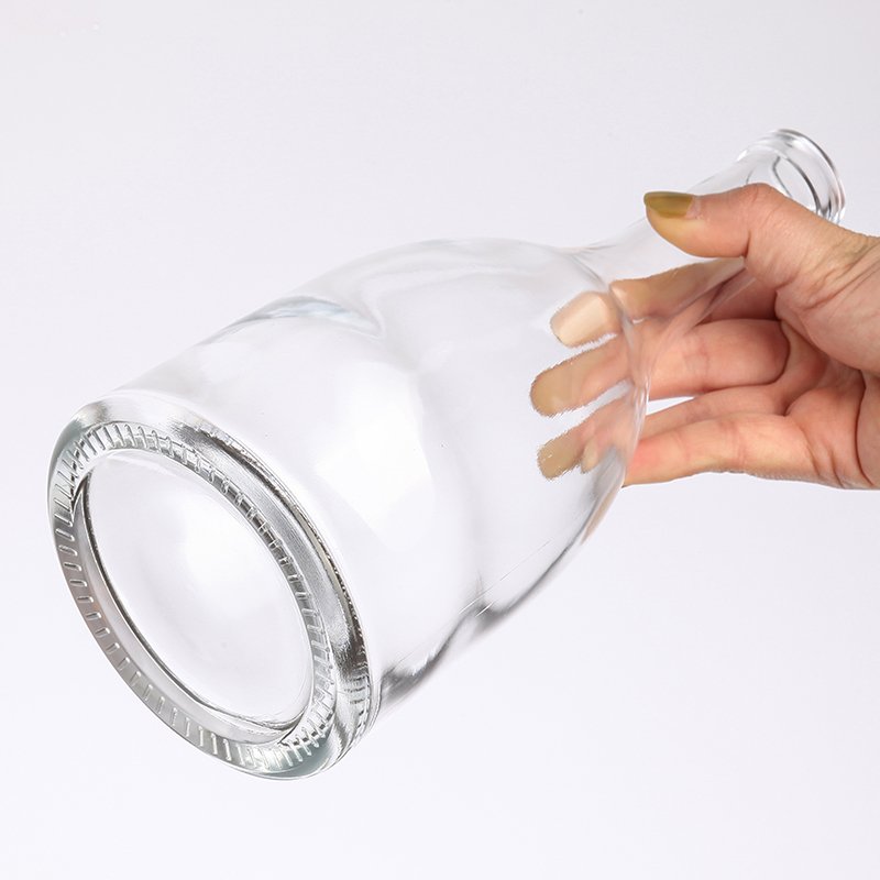 High Quality 500ml 750m unique Shape Glass Wine Bottle Transparent Red Wine Bottle