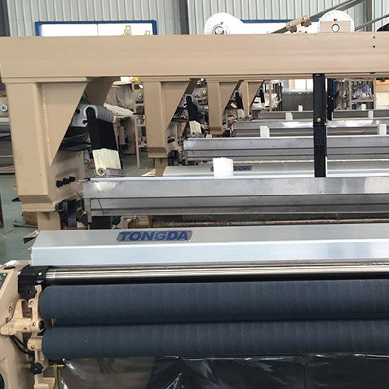 TONGDA TDW-851 1200 rpm Technology pump dobby Fiber Fabric Textile Machines Weaving WaterJet Loom machine with feeder