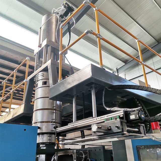 Hot Sale Water Tank Products /Plastic Tank Moulding Machinery/plastic extrusion machinery water storage tank moulding machine