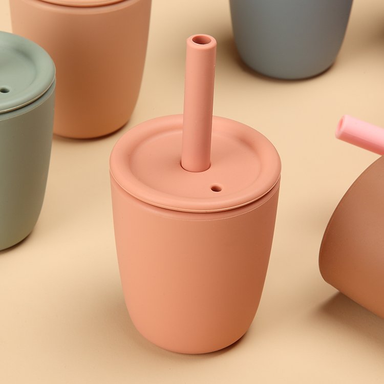 Bpa Free Food Grade Toddler Infant Training Baby Silicone Sippy Cup With Lid Straw