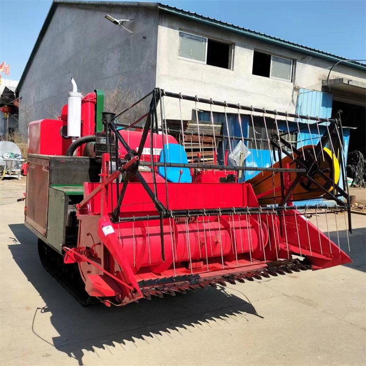 Price of water and dry Combine harvester 25 hp seat mounted rice harvester can unload grain automatically