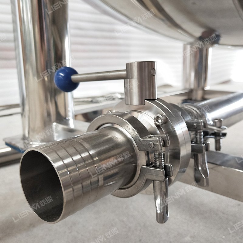 Hot Sale Chemical Equipment Mixing Tank Storage Tank for Perfume with Agitator 200l Wood Case Cosmetic Mixing Machine 50L- 20T