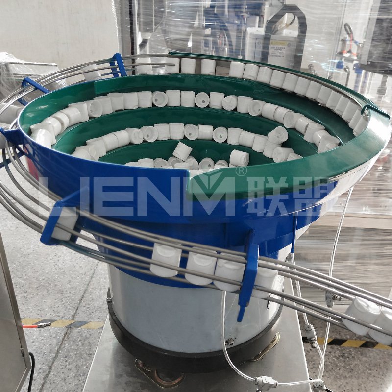 Full Automatic Screwing Machine with Lid Feeder, Cosmetic Bottle Screw Oil Filling Machine Control Touch Screen Customized