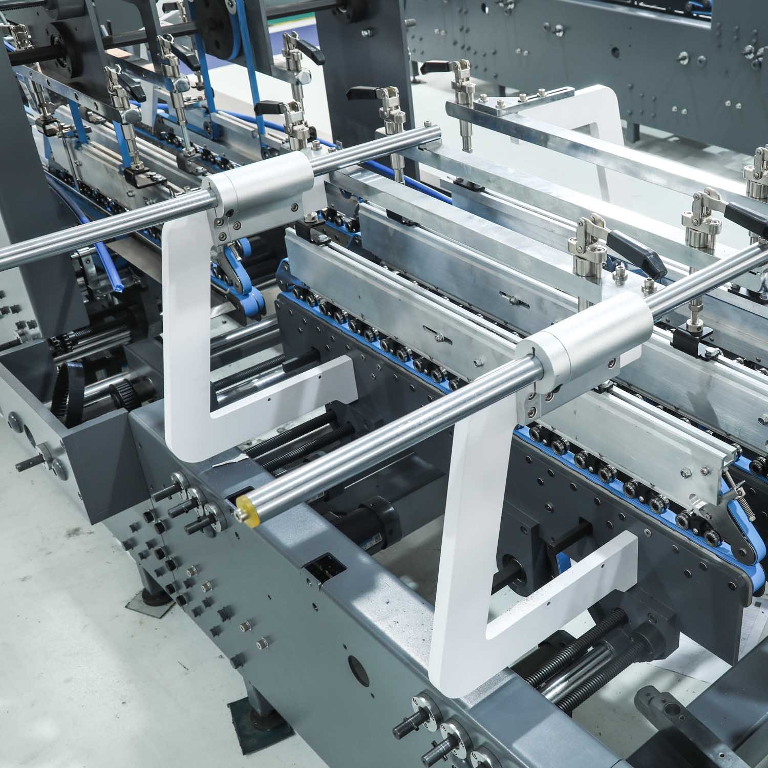 Folding Gluing Machine NEW LUOLAN AS-800A Automatic 500 machine for cardboard boxes