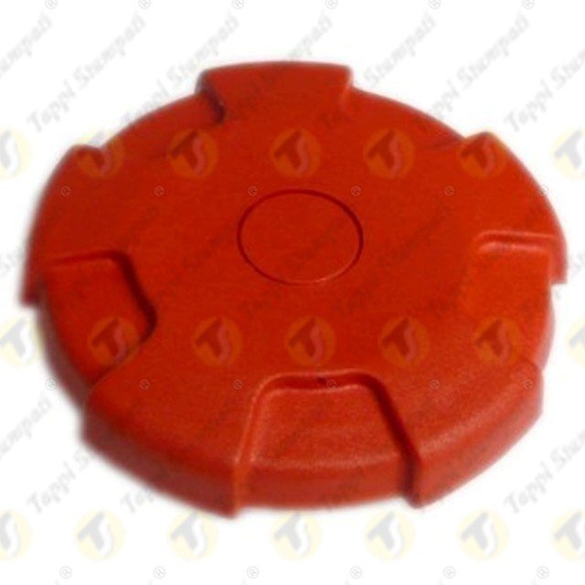 D.76 Plastic and Steel Bayonet Gas Generator Fuel Cap with Chain Vented for Gasoline Diesel Tank Cap Water Oil Lubricants