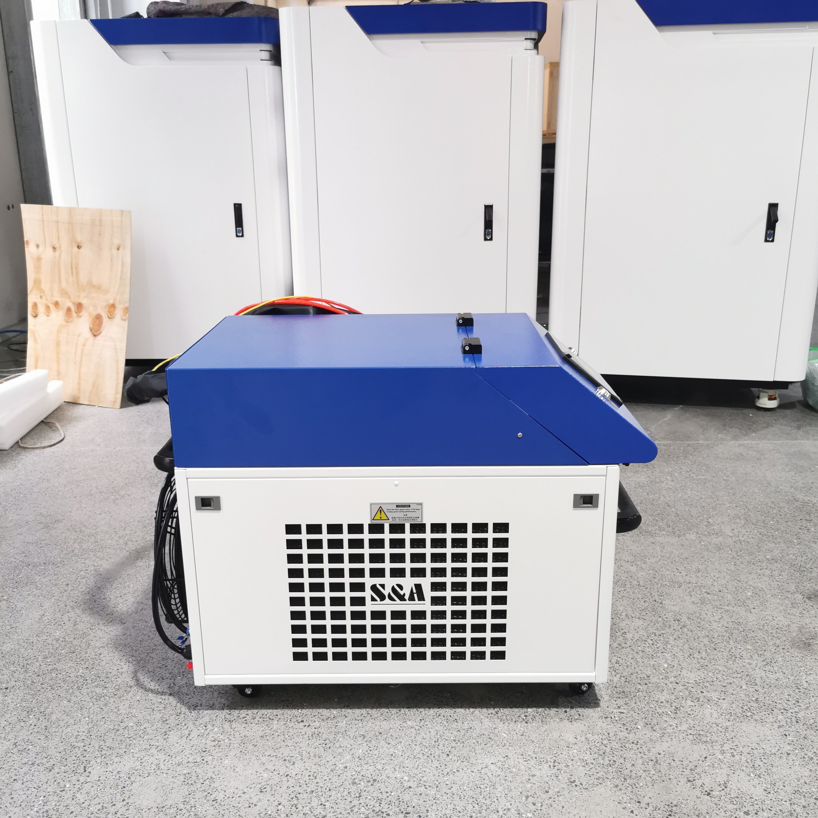 3-in-1 Handheld Fiber Laser Welder 1000w Laser Welding And Cutting Machine For Aluminum and Steel