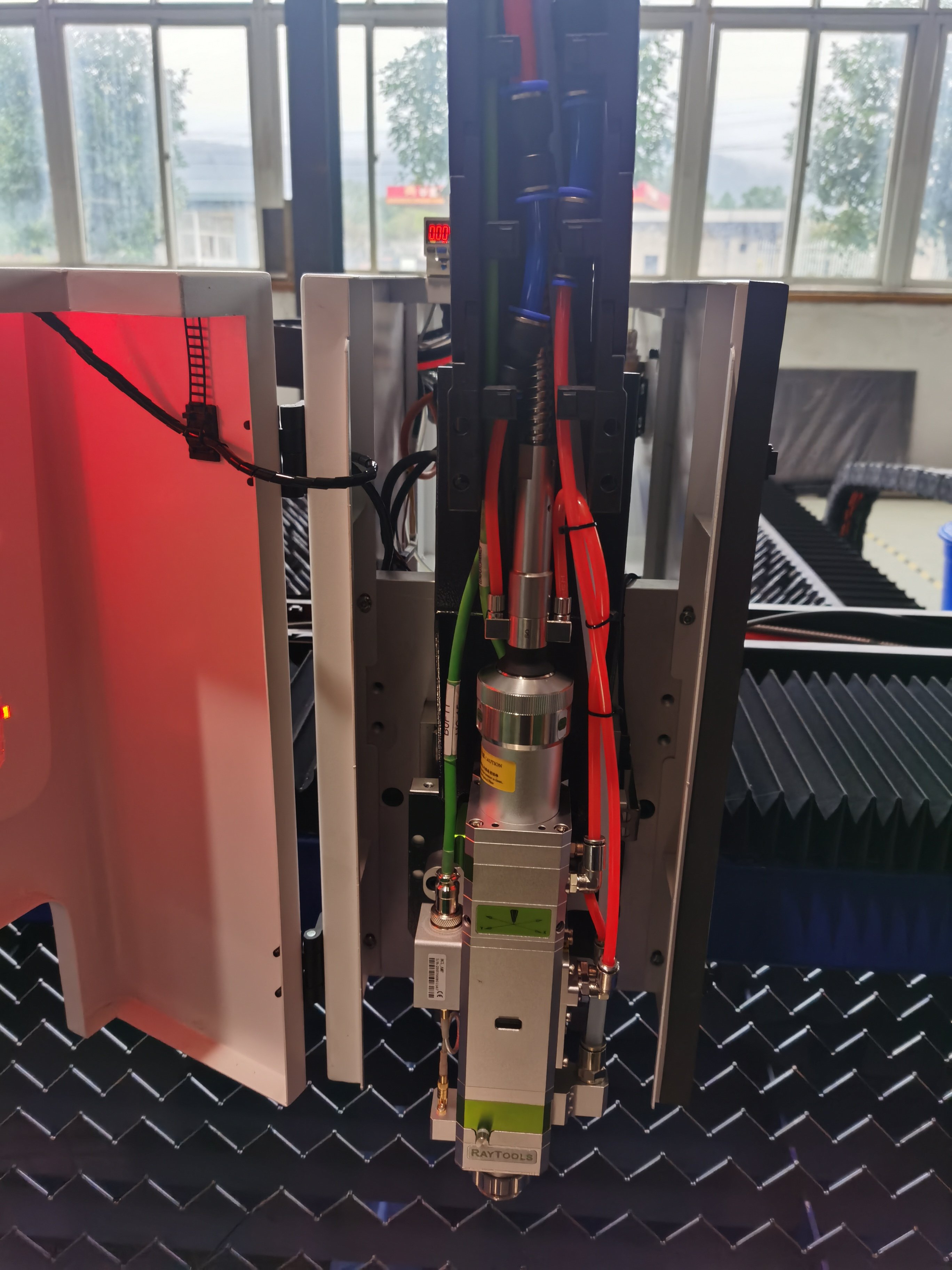 Fully automatic production laser cutting machines for steel metal