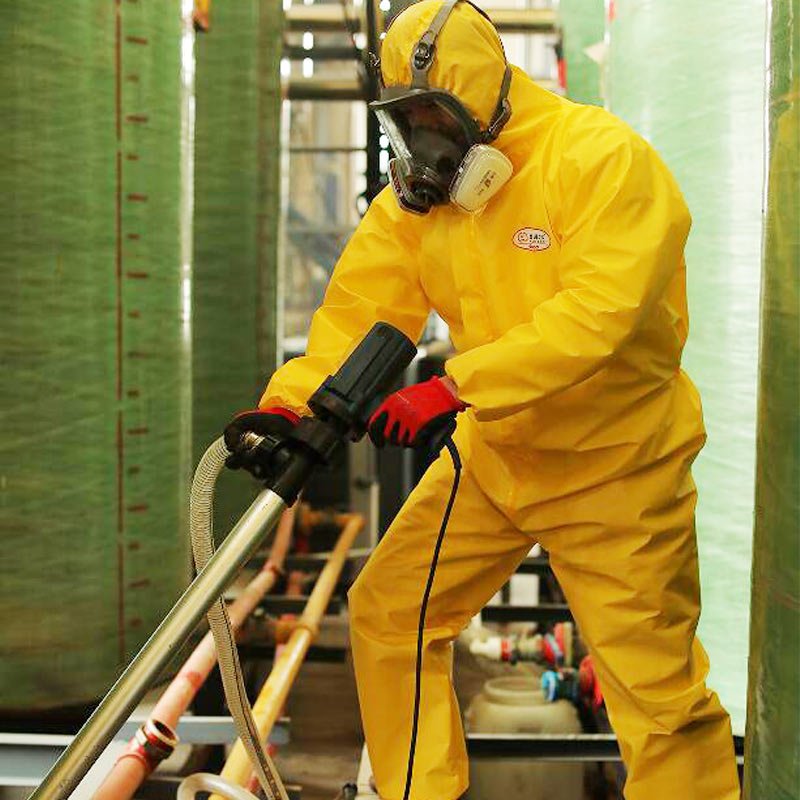 2023 Disposable Coverall safety Suit Pp Waterproof Coverall Chemical Resistant Chemical Resistant Coveralls