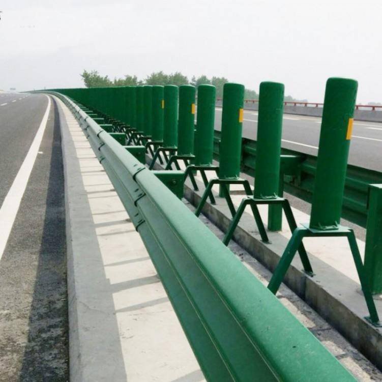 Traffic Safety Eva Buckets Rolling Anti Crash Guardrail Road Roller Barrier