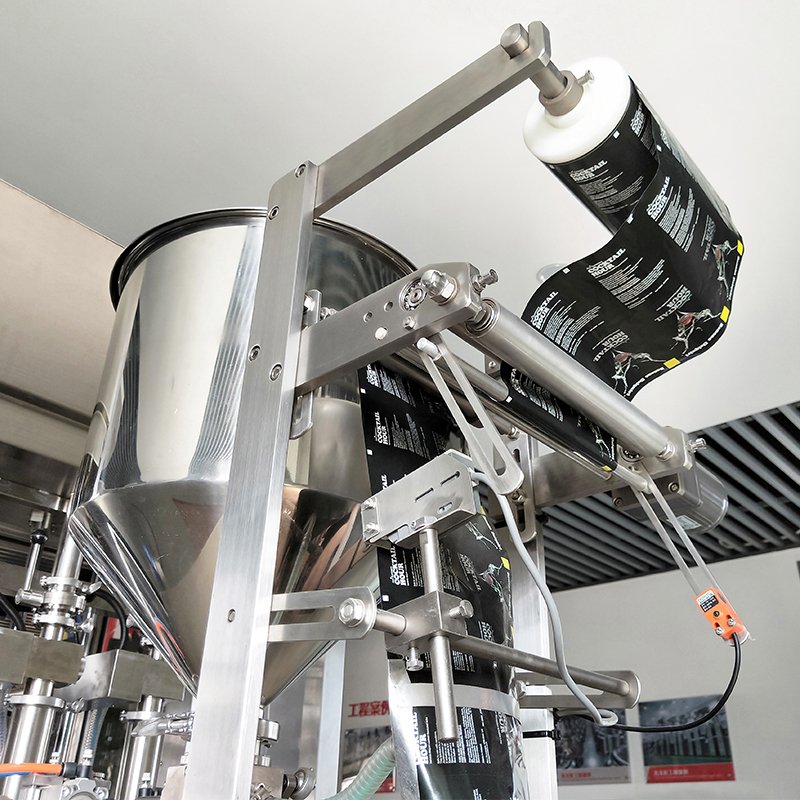 Automatic Vertical Pouch Sachet Water Filling Packing Machine Bag Water Liquid Sachet Packing Filling And Sealing Machine