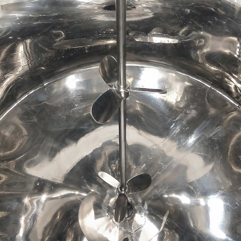 Industry Price for 500l Mixing and Storage Tank Cosmetic Mixing Tank Agitator Mixer Body Lotion Blender Pneumatic Mixing Type