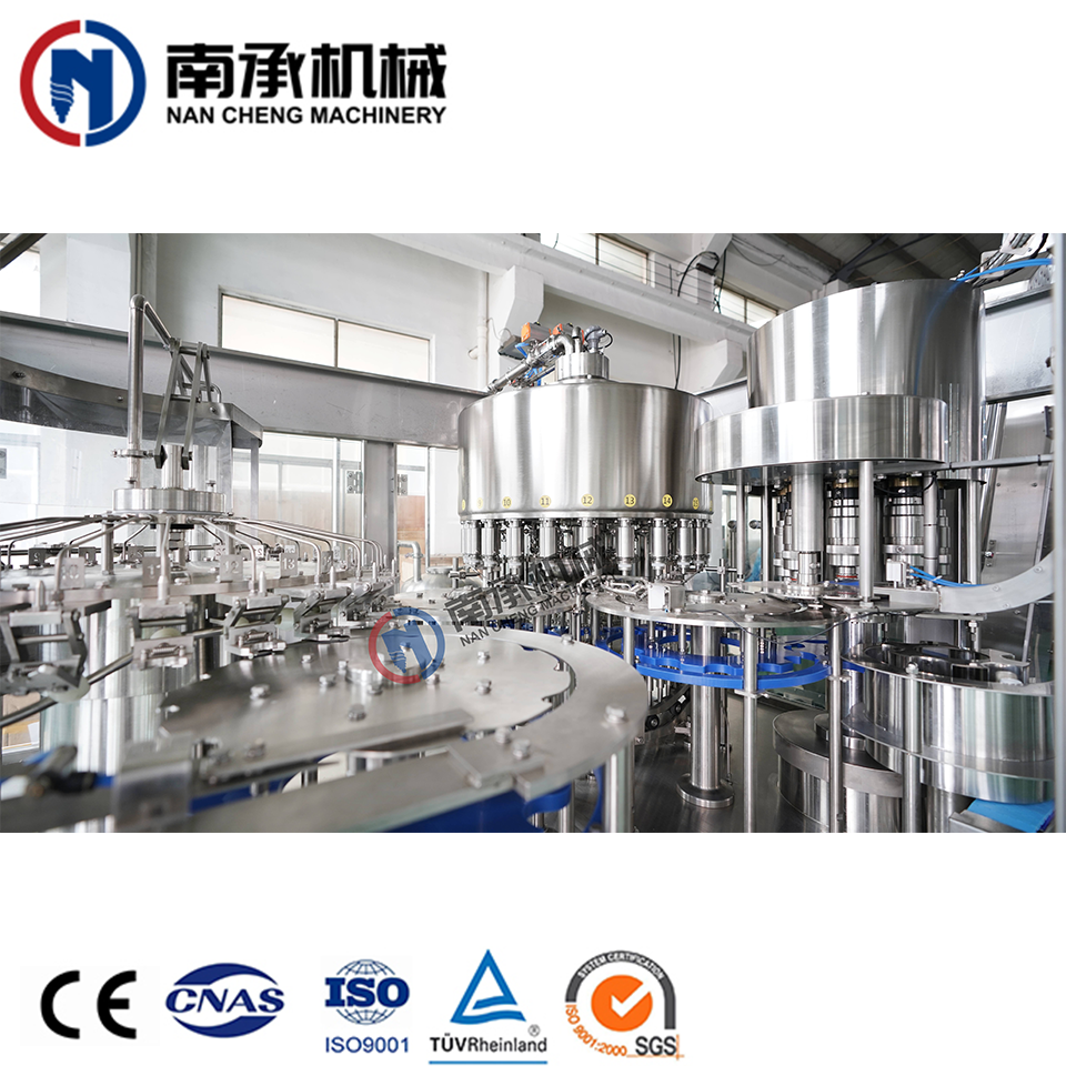 Factory price full automatic juice filling and packaging machine equipment for small business