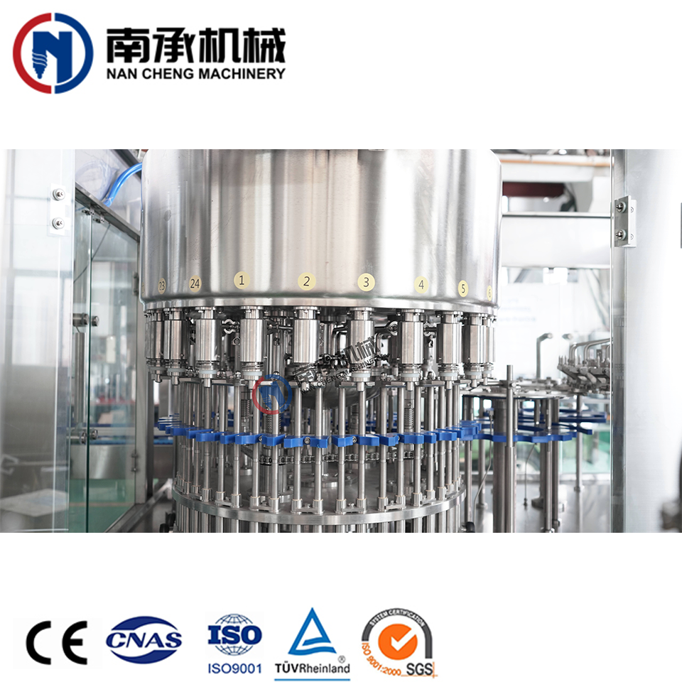 Factory price full automatic juice filling and packaging machine equipment for small business