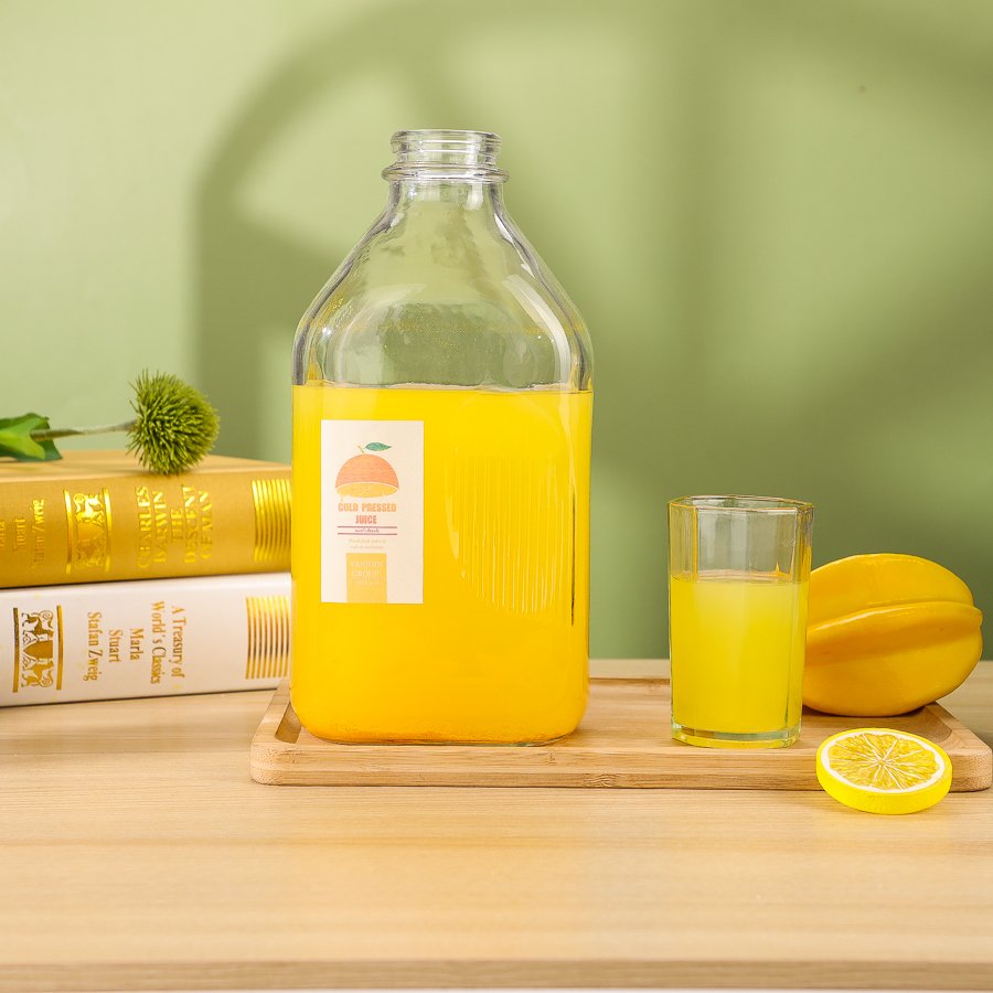 Ergonomically designed large capacity square empty 2000ml drinkware beverage cold juice milk glass bottle for packaging