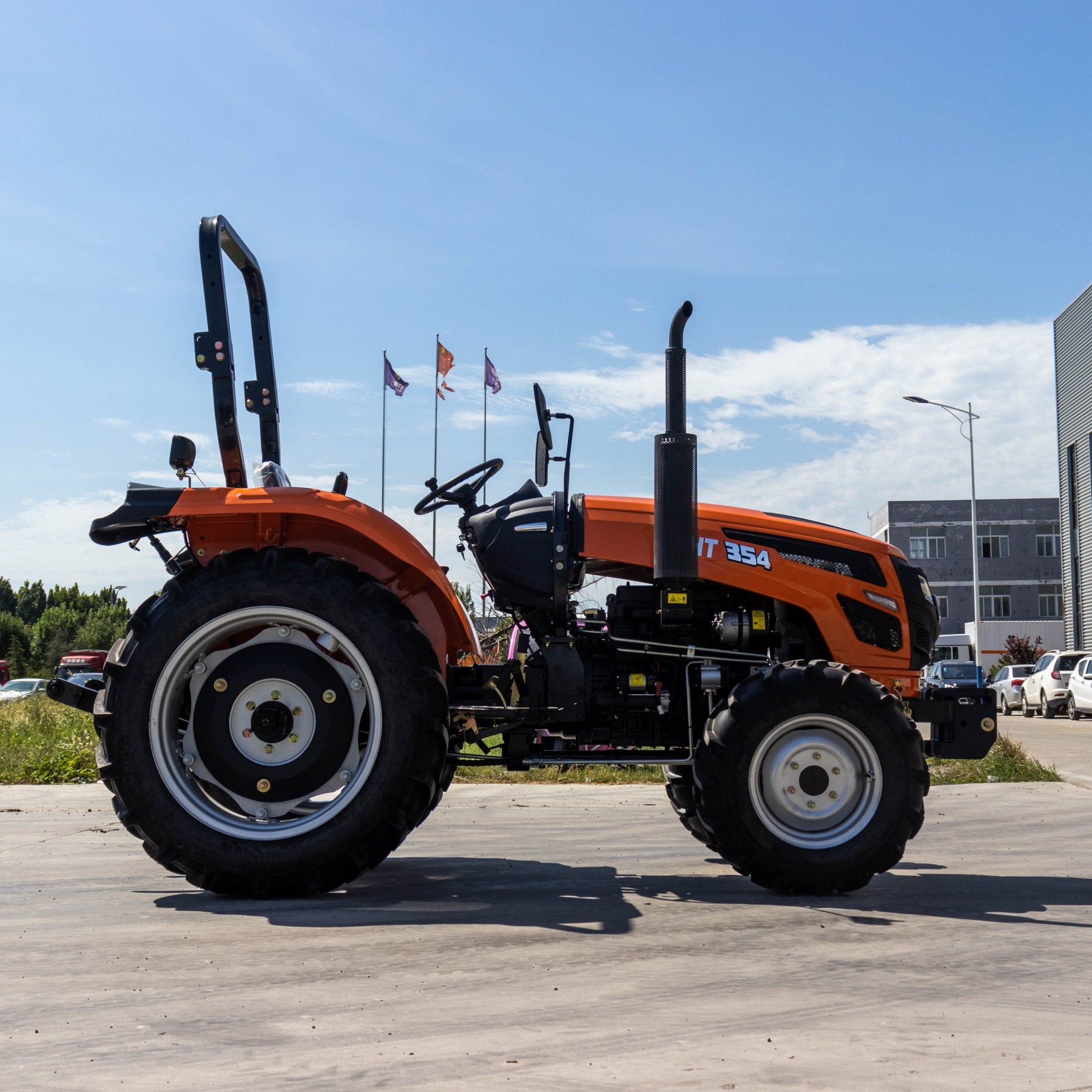 China manufacturer cheap farm tractor for sale