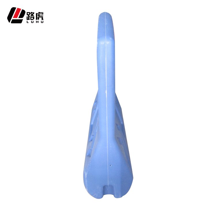 New Material Blowing Red Plastic Traffic Road Barrier Water Filled Barrier