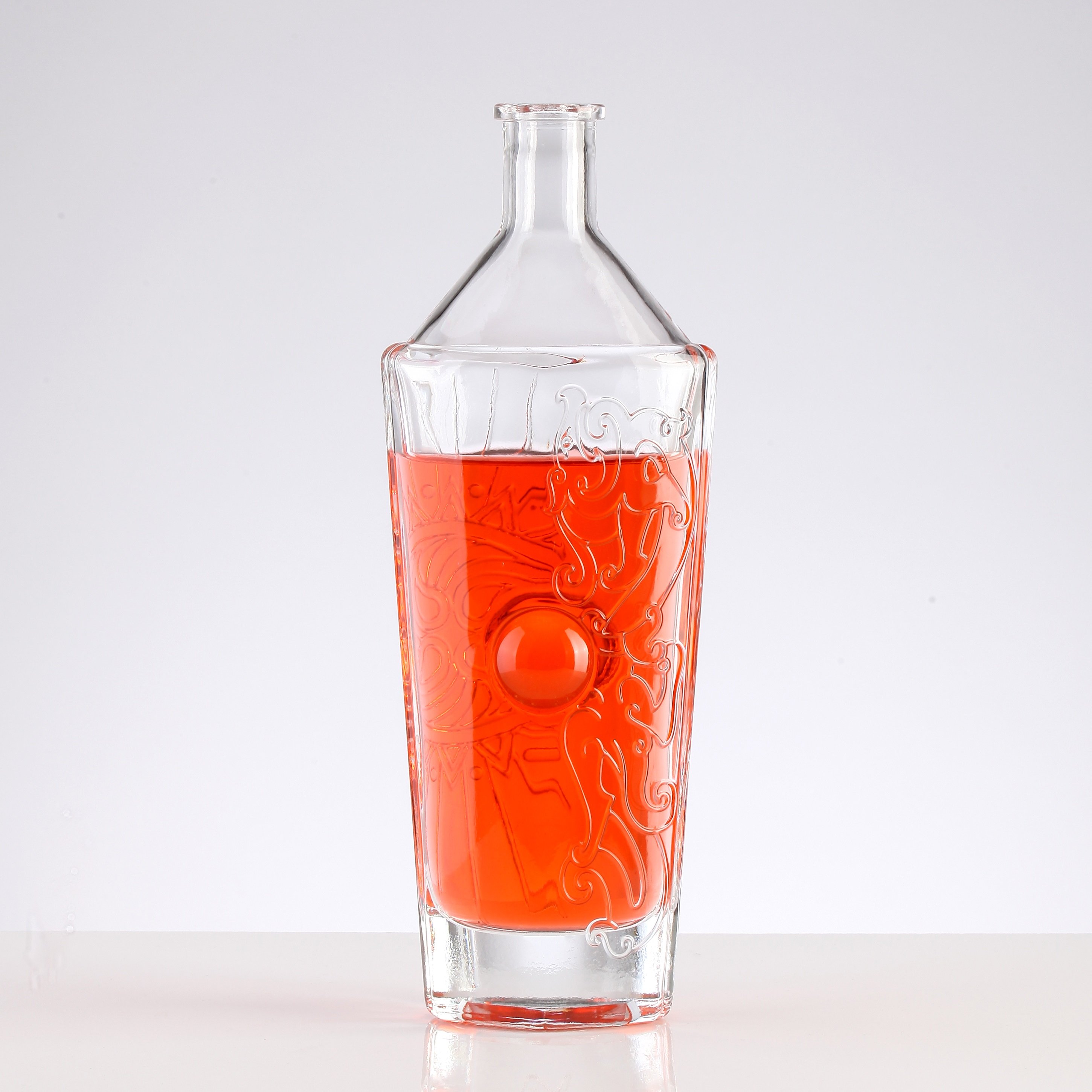 Wholesale Customize Twist Pattern Design Liquor Spirit Wine Brandy Bourbon Tequila Glass Bottle