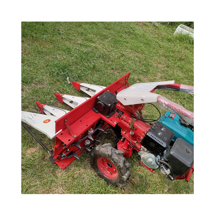 Rice harvester four-wheel sorghum harvester corn stalk tipping machine