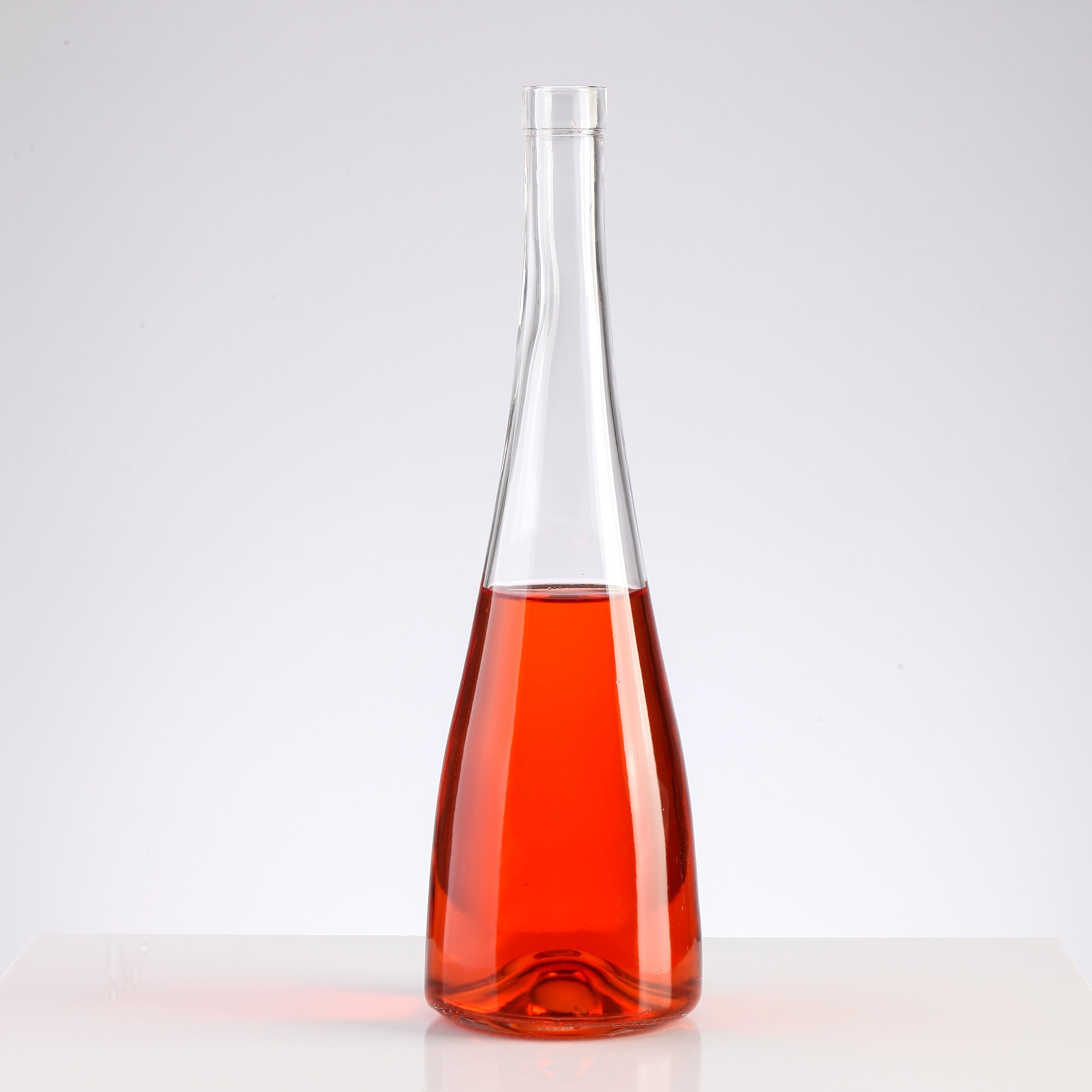 Evian Mineral Water Glass Bottle Champagne 350ml 500ml 750ml Wine Customized Logo Beverage Clear Hot Stamping Cap with Brush