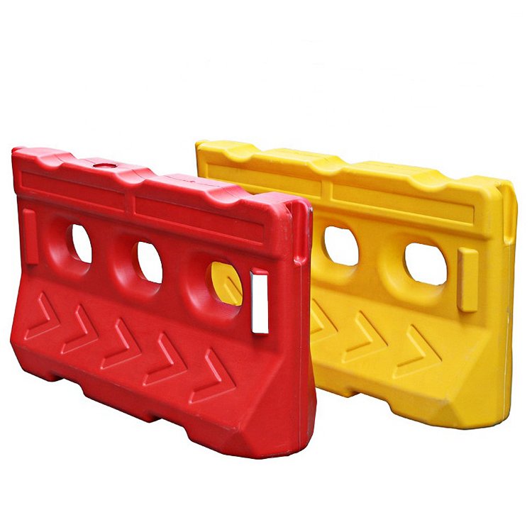 2021 Hot Sale Road Safety Plastic Water Filled Barrier Traffic Safety Water Barrier