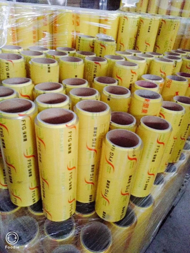 Film Packaging Seal water Proof PE Roll Supplier Food Grade Film Wrap Food Safety 3000m Packing Plastic PVC Film Wrap Food Cling