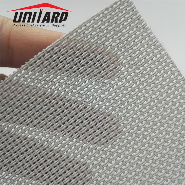 UV Resistant 325gsm PVC Mesh Tarps PVC Coated Woven Teslin Mesh Fabrics with Sewn Edges and Eyelets