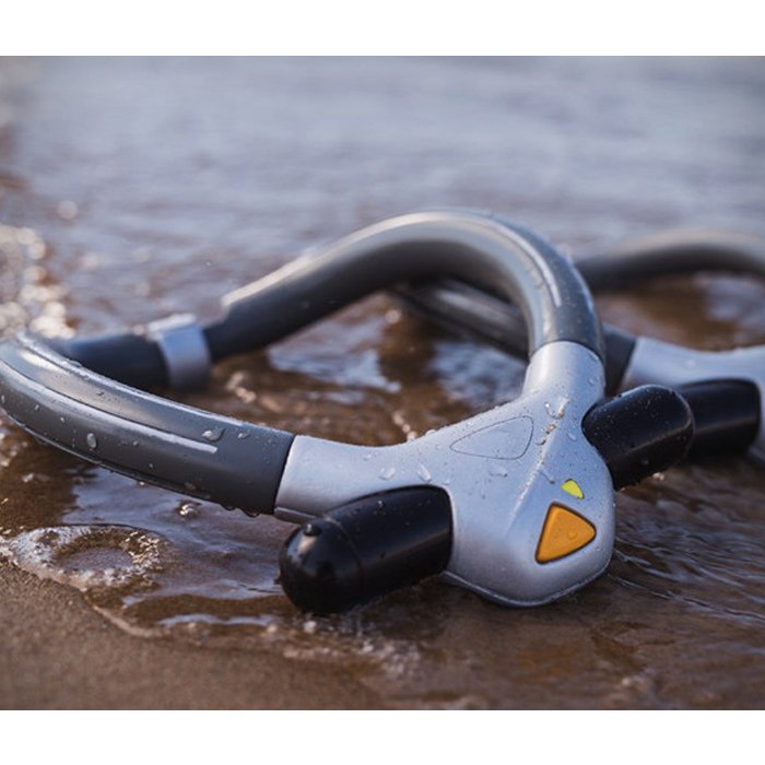 Water safety device swimmer floatation necklaces