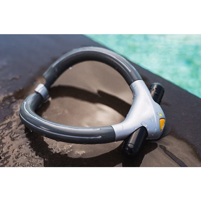 Water safety device swimmer floatation necklaces