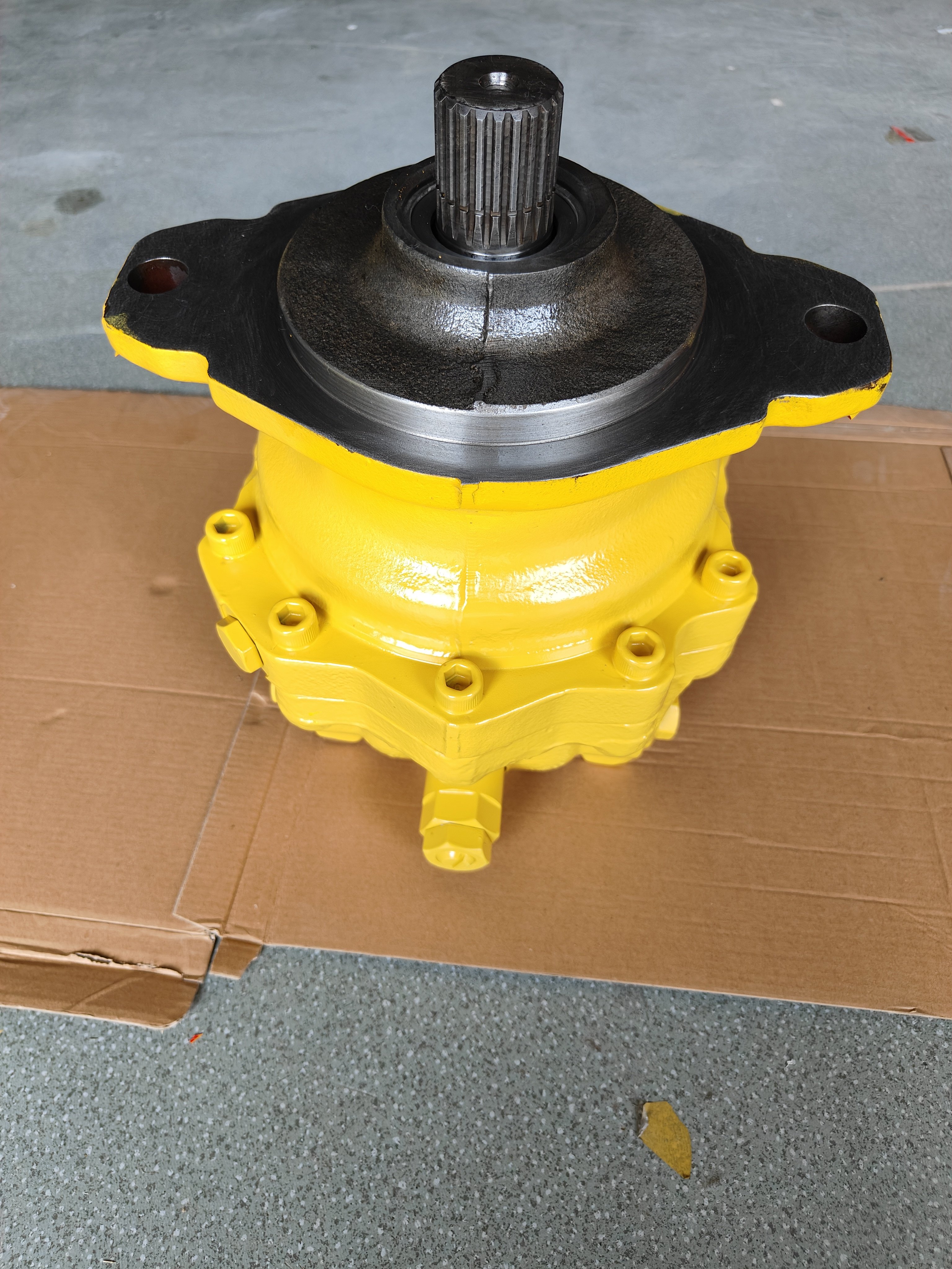 KOBELCO YN10V00014F2 SK235-6 HYDRAULIC PILOT GEAR PUMP YN10V00014F3 YN10V00014F1 KPM K3V112DTP