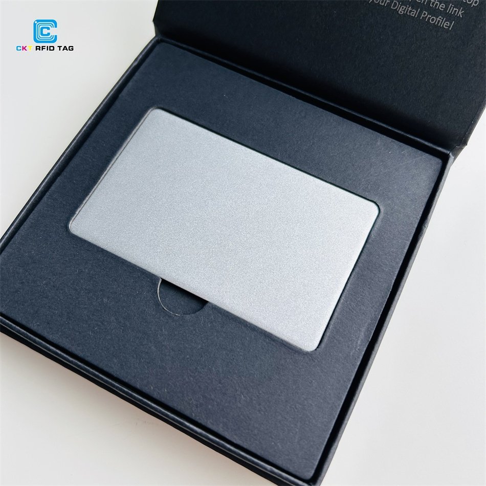 Engraved Matt Silver Stainless Steel NFC Metal Card Blank Smart Card