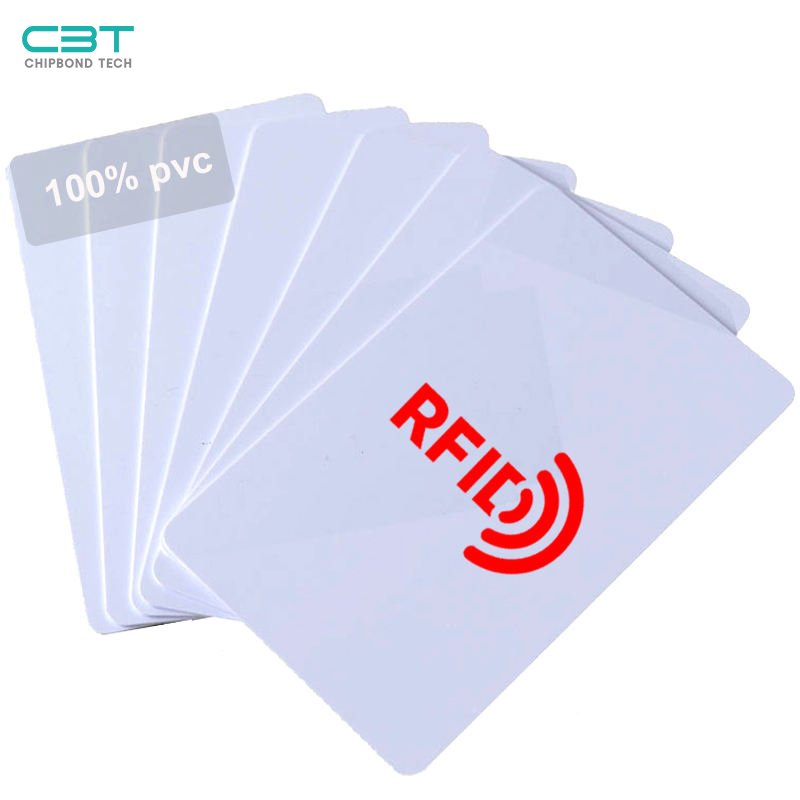 White NFC RFID Blank Card Smart PVC ISO Hotel Room card 13.56MHz Frequency 125kHz Communication PET Plastic Material CR80 Size