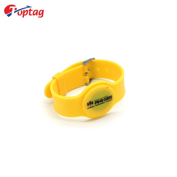 13.56Mhz RFID Bracelet OEM Colorful Passive NFC Wrist Strap Tag Waterproof Silicone Material Wristband for Access Control