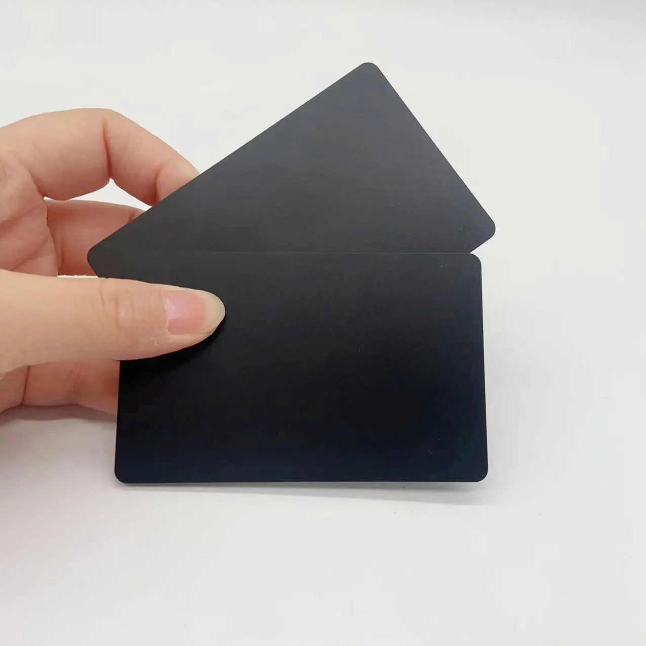 Custom logo PVC NFC Full Black business membership name card 13.56mhz 216 RFID NFC smart card