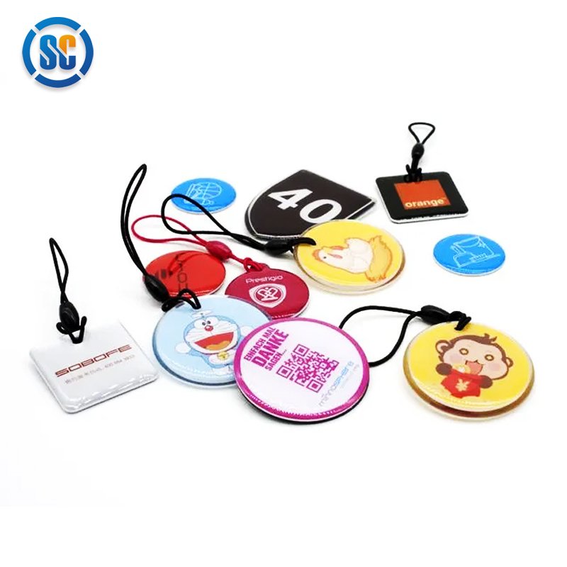 Supply rfid nfc glue crystal epoxy dog id tag with qr code Tk4100 keychain custom logo epoxy rfid epoxy keyfob