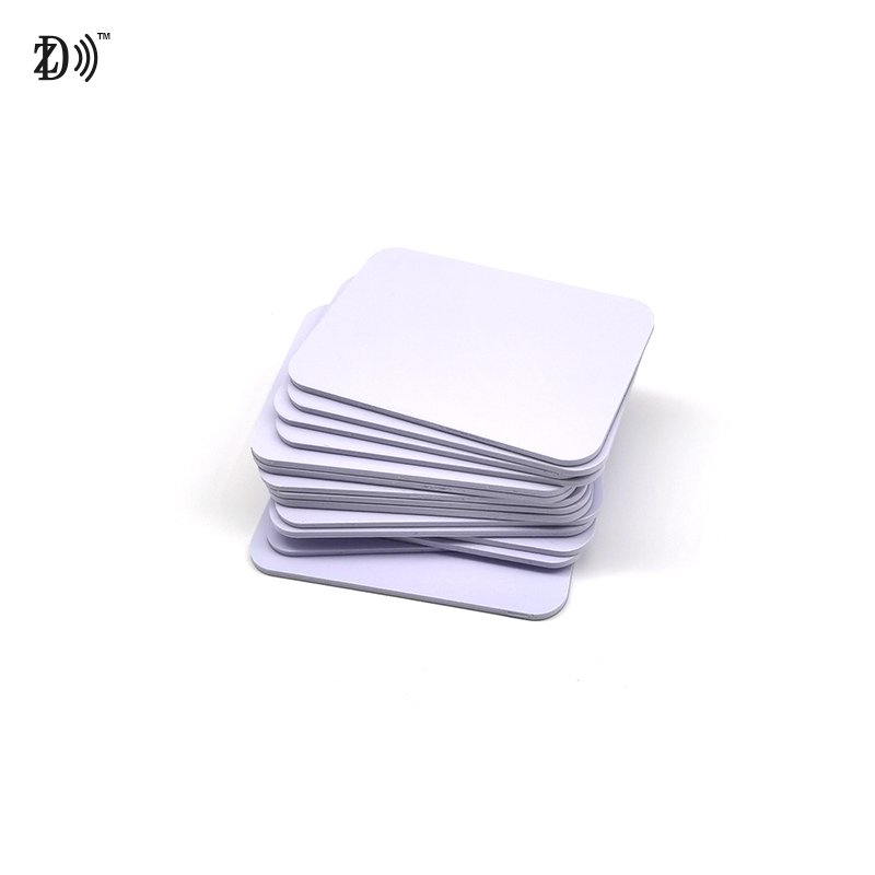 PVC RFID NFC Coin Tags Customized Size Printing 13.56MHz PVC Card NTAG213 RFID Tag