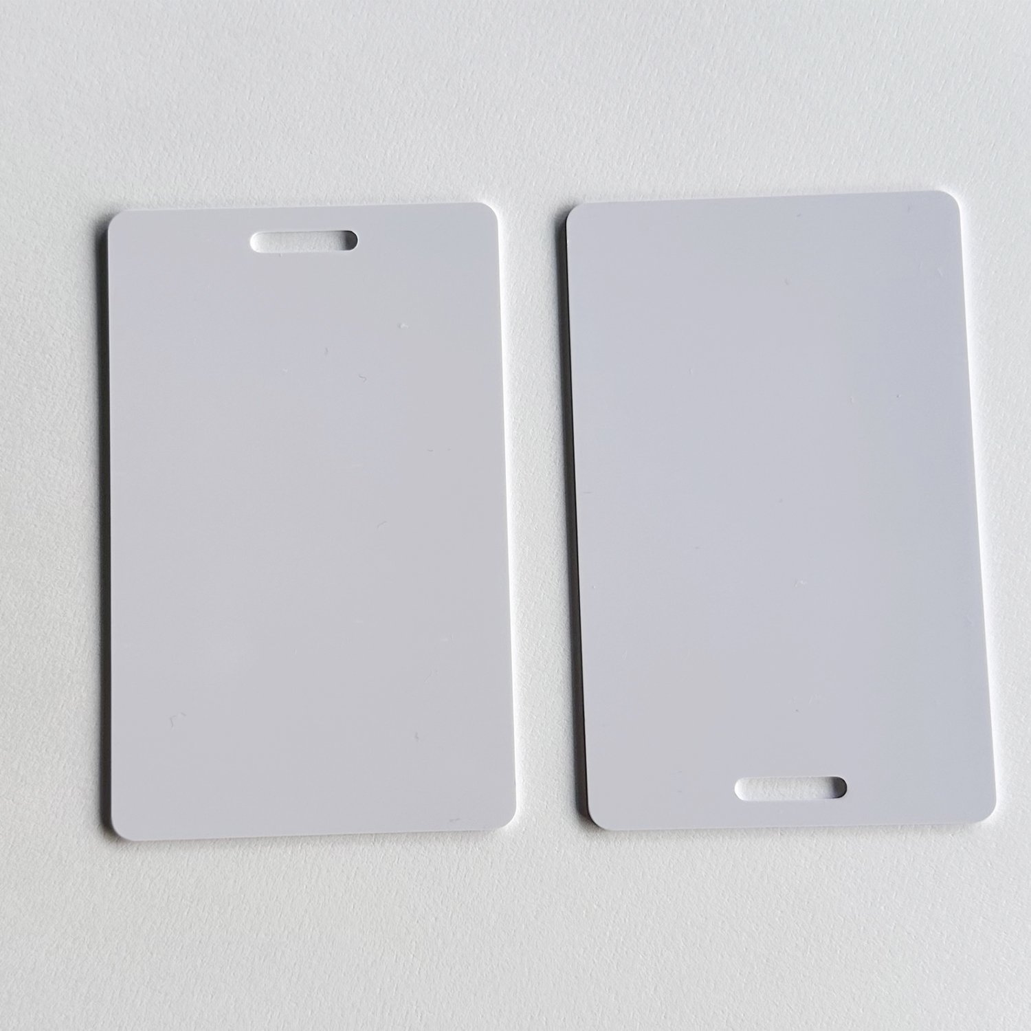 Smart pvc card with hole access control 125khz em id proximity or 13.56mhz ic rfid cards