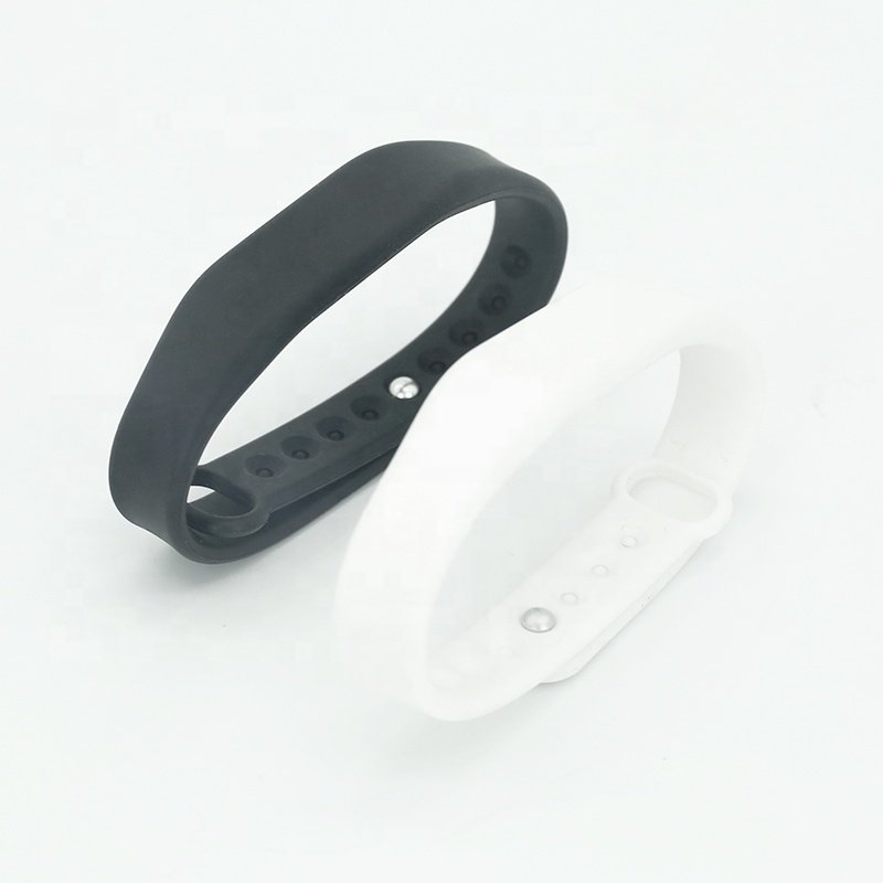 Adjustable Custom Logo Waterproof Silicone NFC RFID Wrist Band Bracelet Wristband