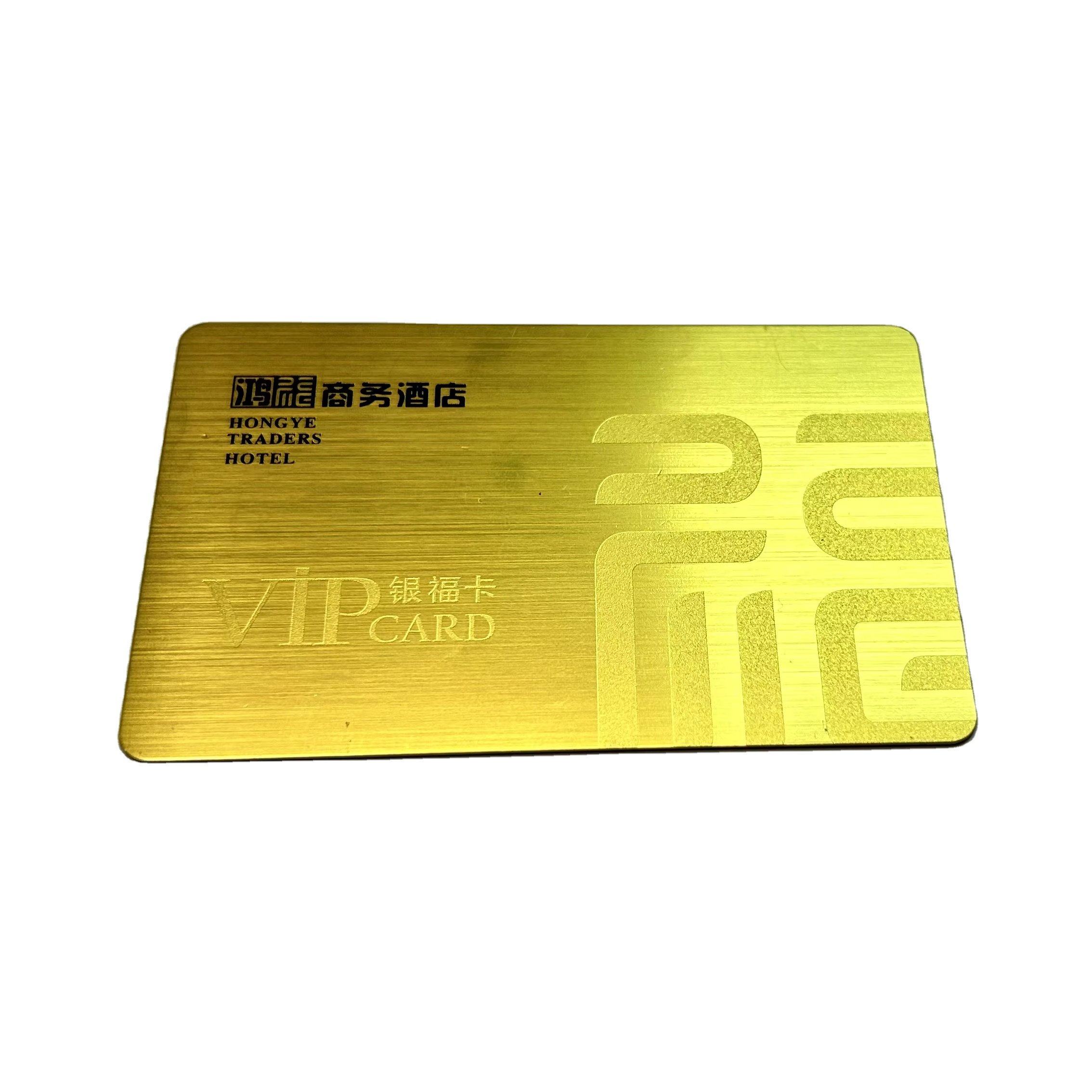 Customizable 13.56MHz Contactless RFID NFC Smart Card PVC Blank IC Card with Magnetic Stripe for 860-960MHz Payment Frequency
