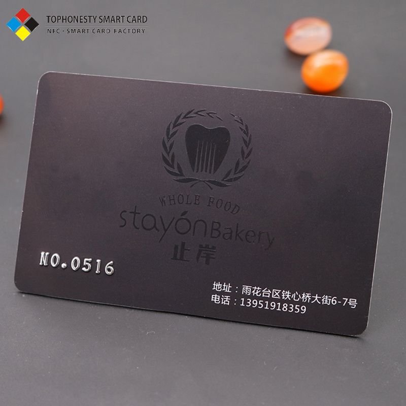 High-End 4C Offset Printed CR80 Plastic Loyalty Card 128 UV Barcode NFC & RFID Communication Interface 13.56MHz Frequency