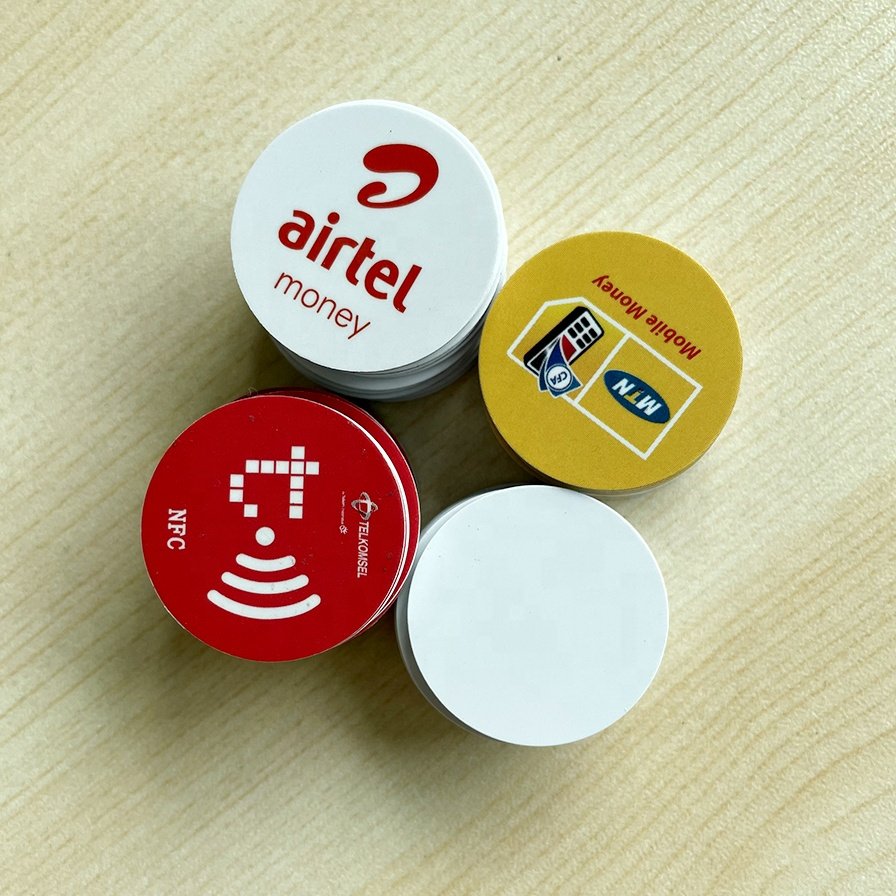 RFID 13.56Mhz 30mm 215chip nfc card tag blank coin RFID plastic pvc digital festival coin card