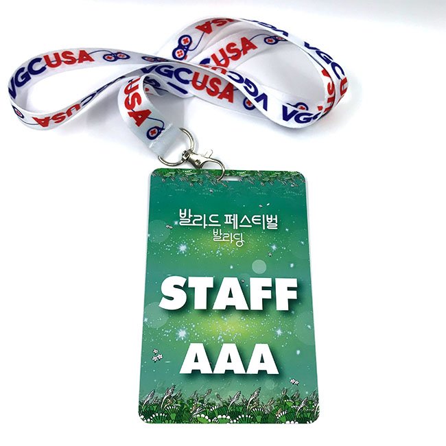 Punch Hole Event Badges Card Vip Pass Card Custom Design Lanyards PVC VIP Exhibition Event Pass for Concerts exhibitions hall